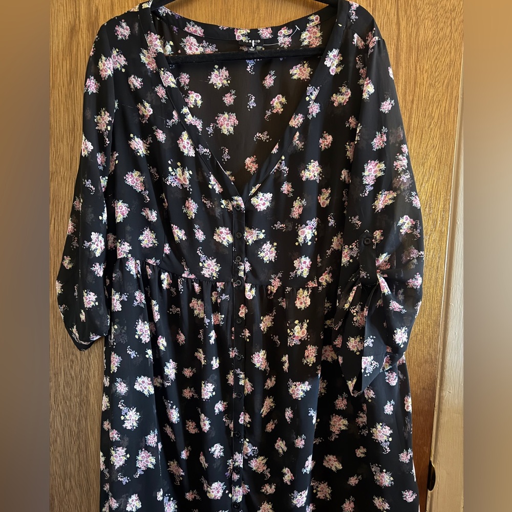 Torrid Black Dress with Pink and White Floral Pattern NWOT Size 3